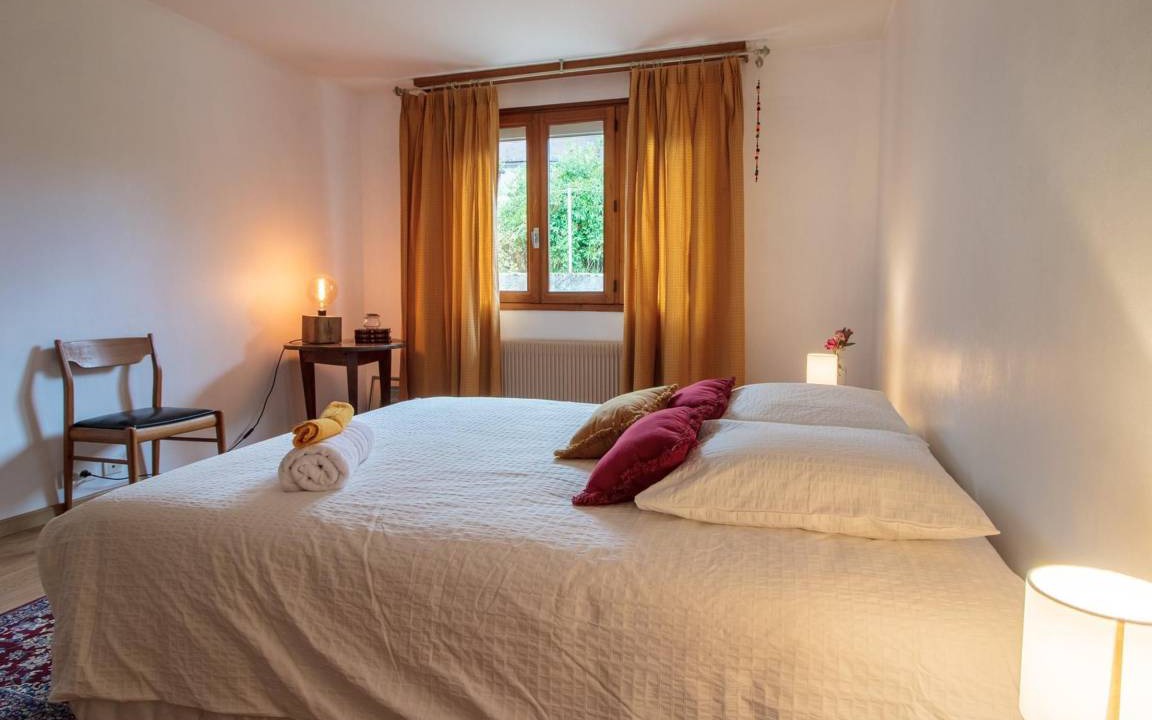 Photo of Bedroom in Genay