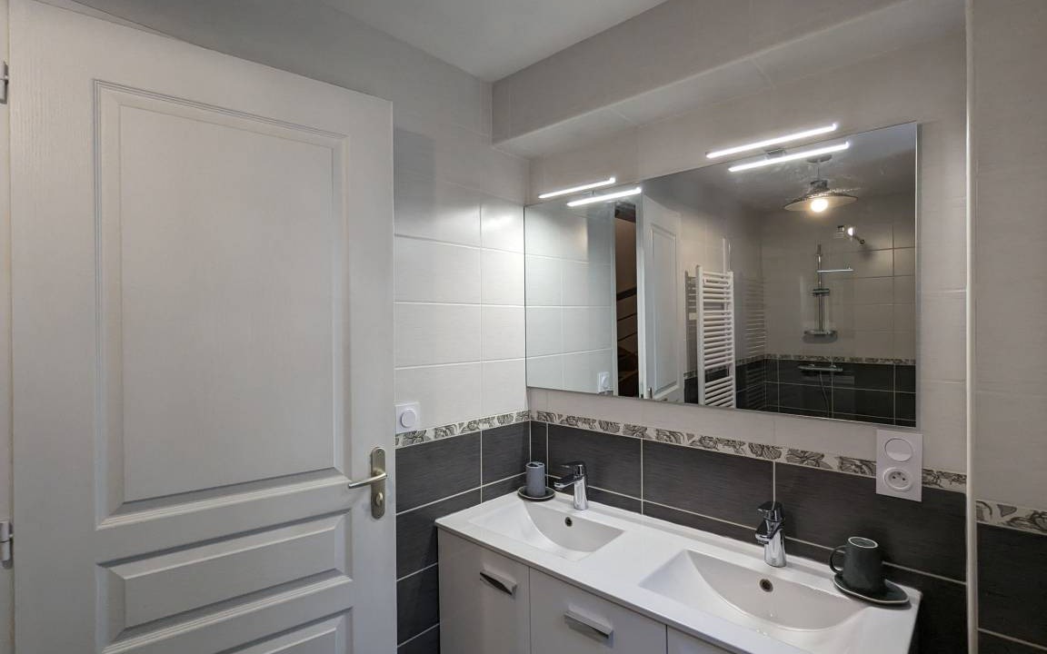 Photo of Bathroom in Pouligny-Notre-Dame