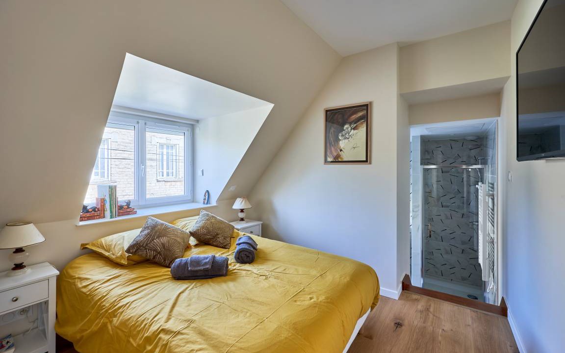 Photo of Bedroom in Bernieres-sur-Mer