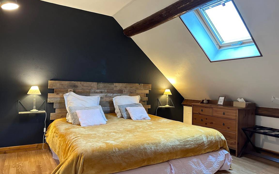 Photo of Bedroom in Marigny-les-Reullee