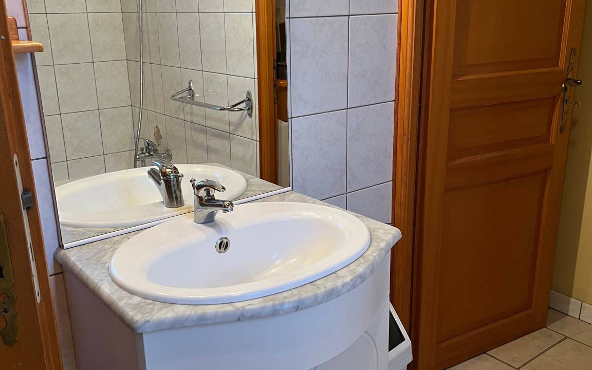 Photo of Bathroom in Fontenoy-le-Chateau