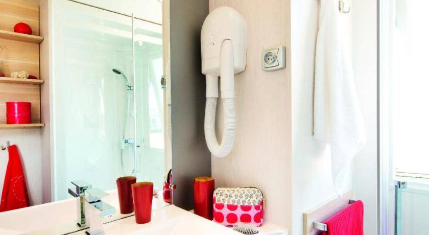 Photo of Bathroom in Saint-Aubin-sur-Scie