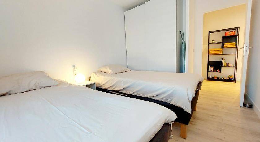 Photo of Bedroom in Cergy-Pontoise