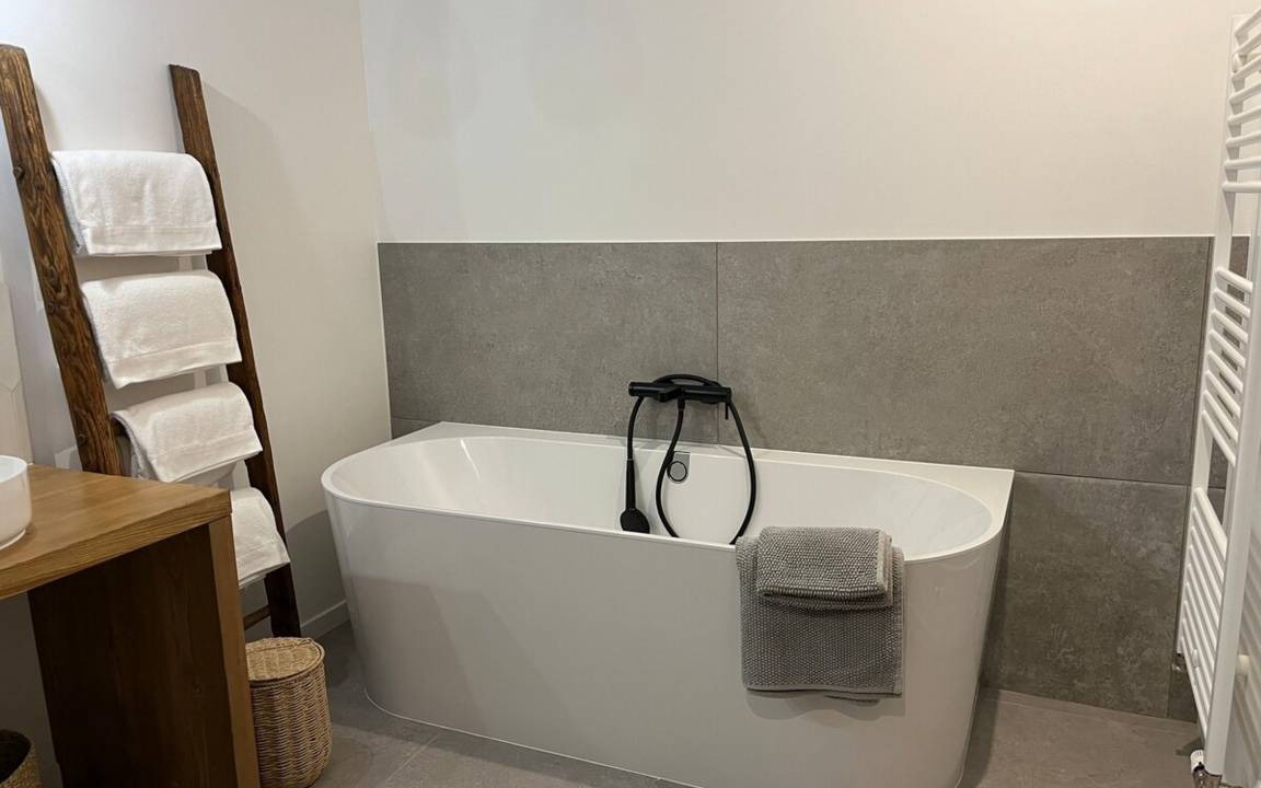 Photo of Others in Premanon