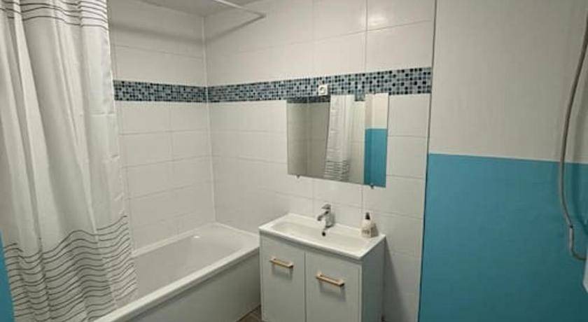 Photo of Bathroom in Douai