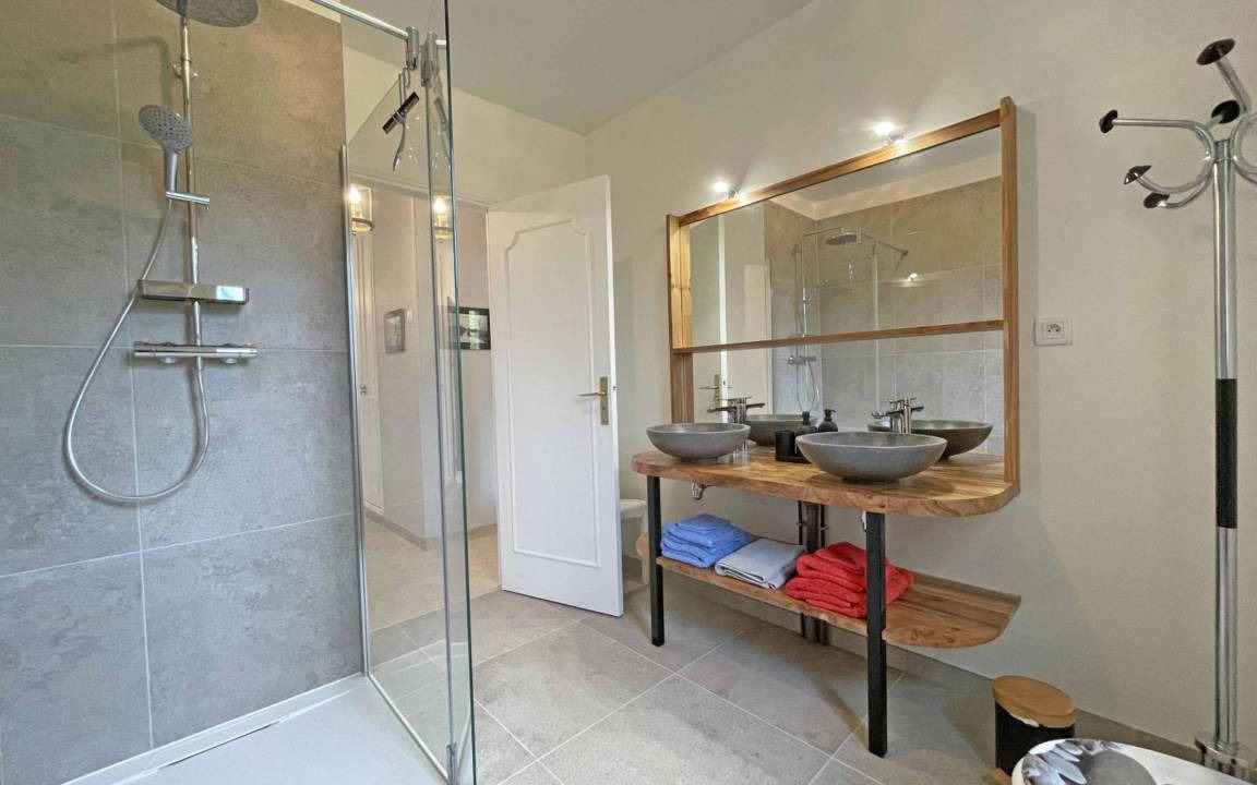 Photo of Bathroom in Longny-au-Perche