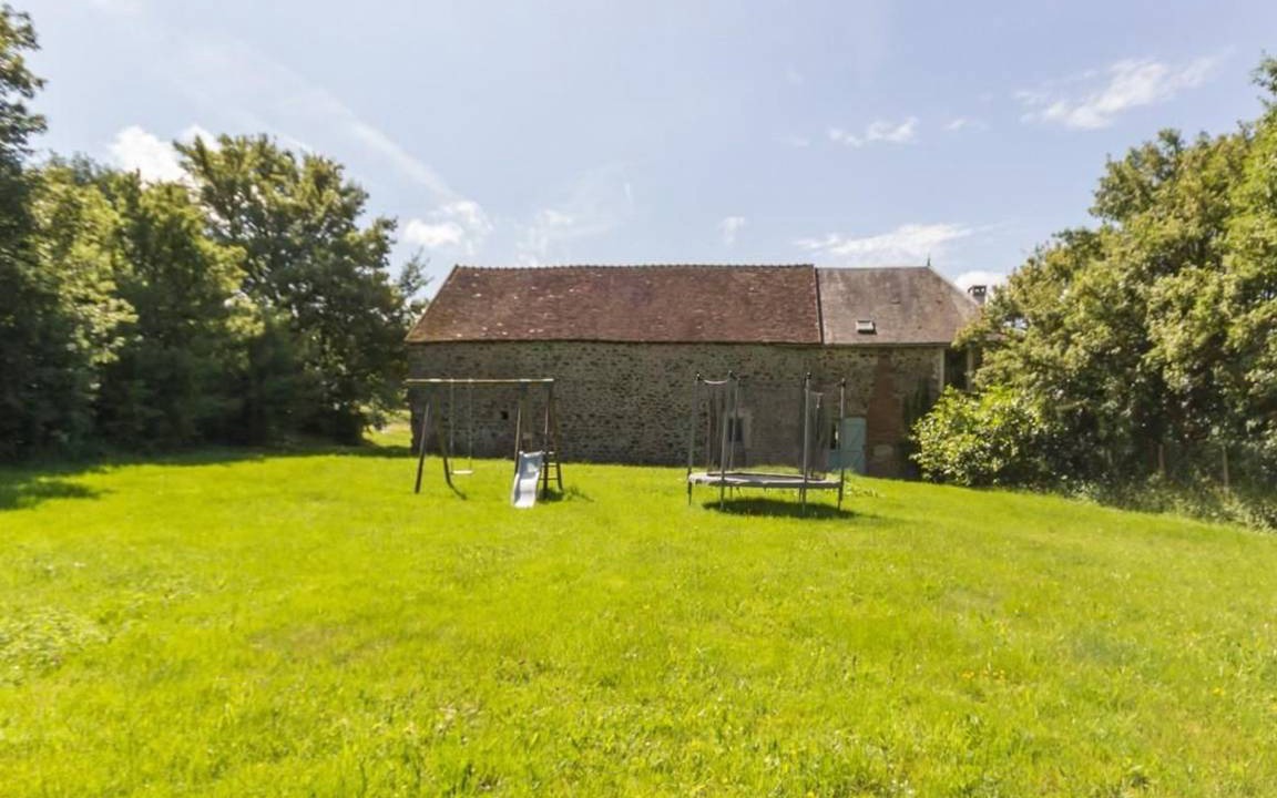 Photo of Others in Saint-Andre-en-Morvan