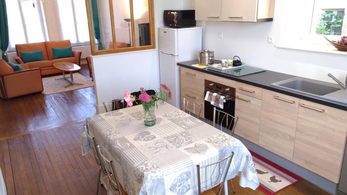 Photo of Kitchen in Dom-le-Mesnil