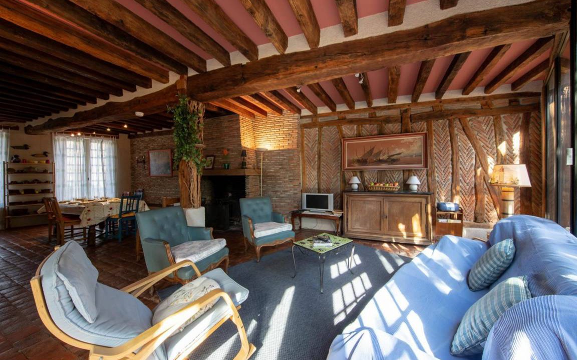 Photo of Livingroom in Bellegarde-du-Loiret