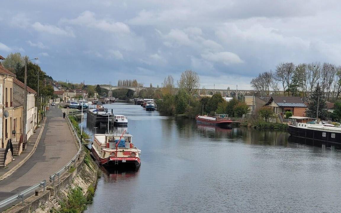 Photo of Others in Champagne-sur-Seine