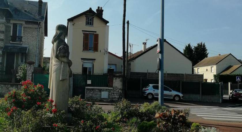 Photo of Others in Mantes-la-Jolie