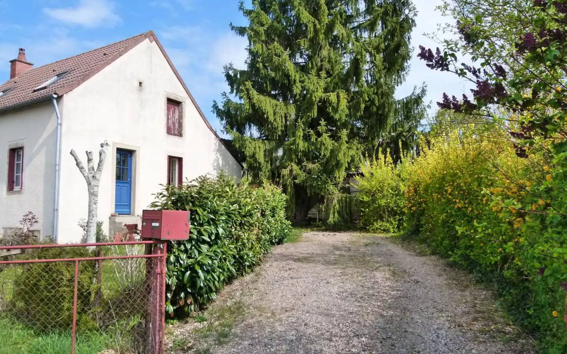 Photo of Others in Maux