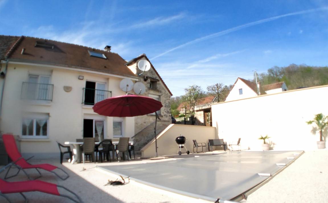 Photo of Others in Monthurel
