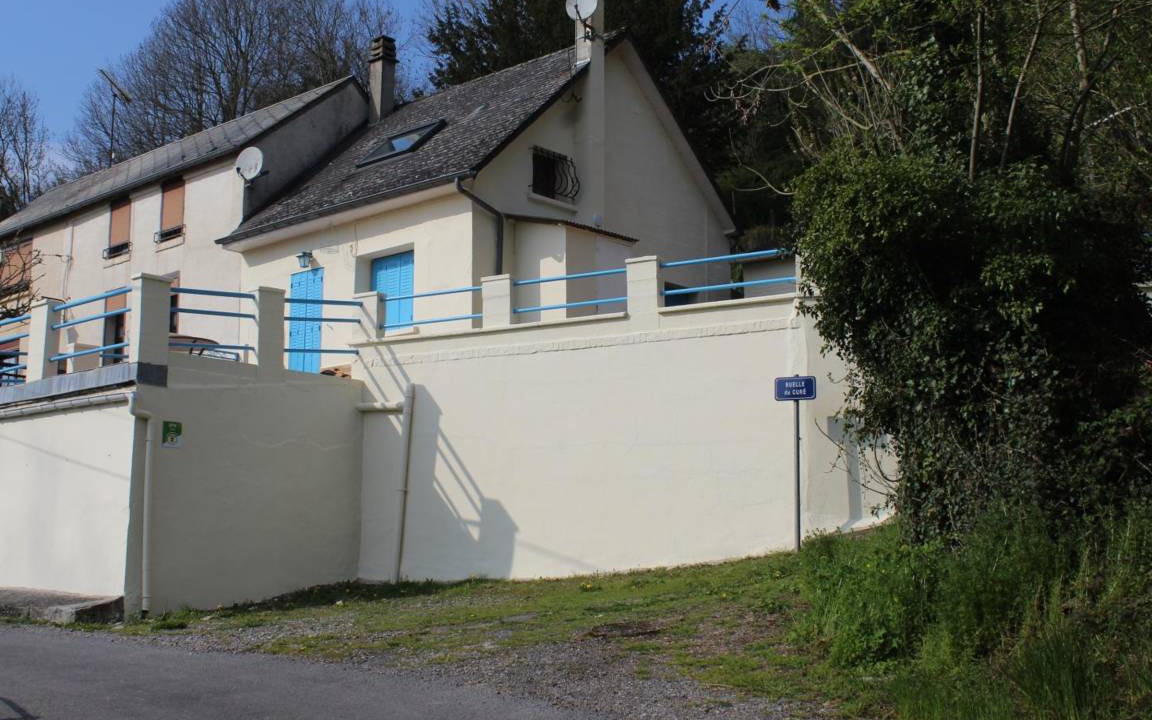 Photo of Buildings in Lesquielles-Saint-Germain