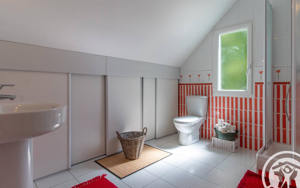 Photo of Bathroom in Tierce