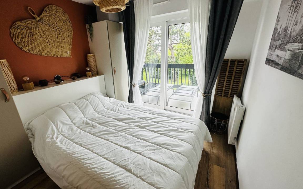 Photo of Bedroom in Sainte-Cecile-Plage
