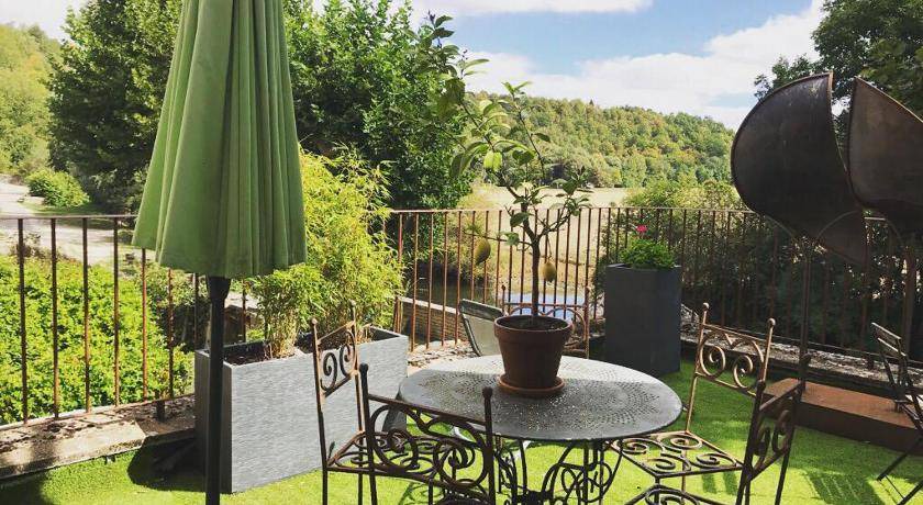Photo of Patio Balcony in Noyers-sur-Serein