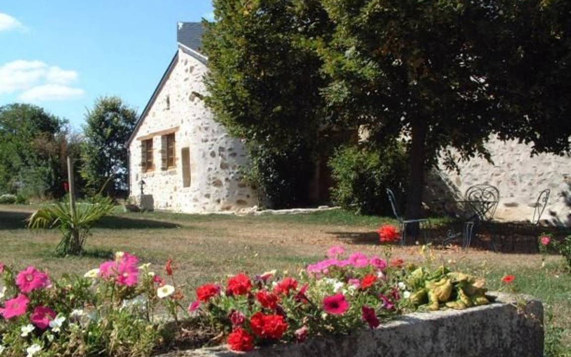 Photo of Others in Souvigne-sur-Sarthe