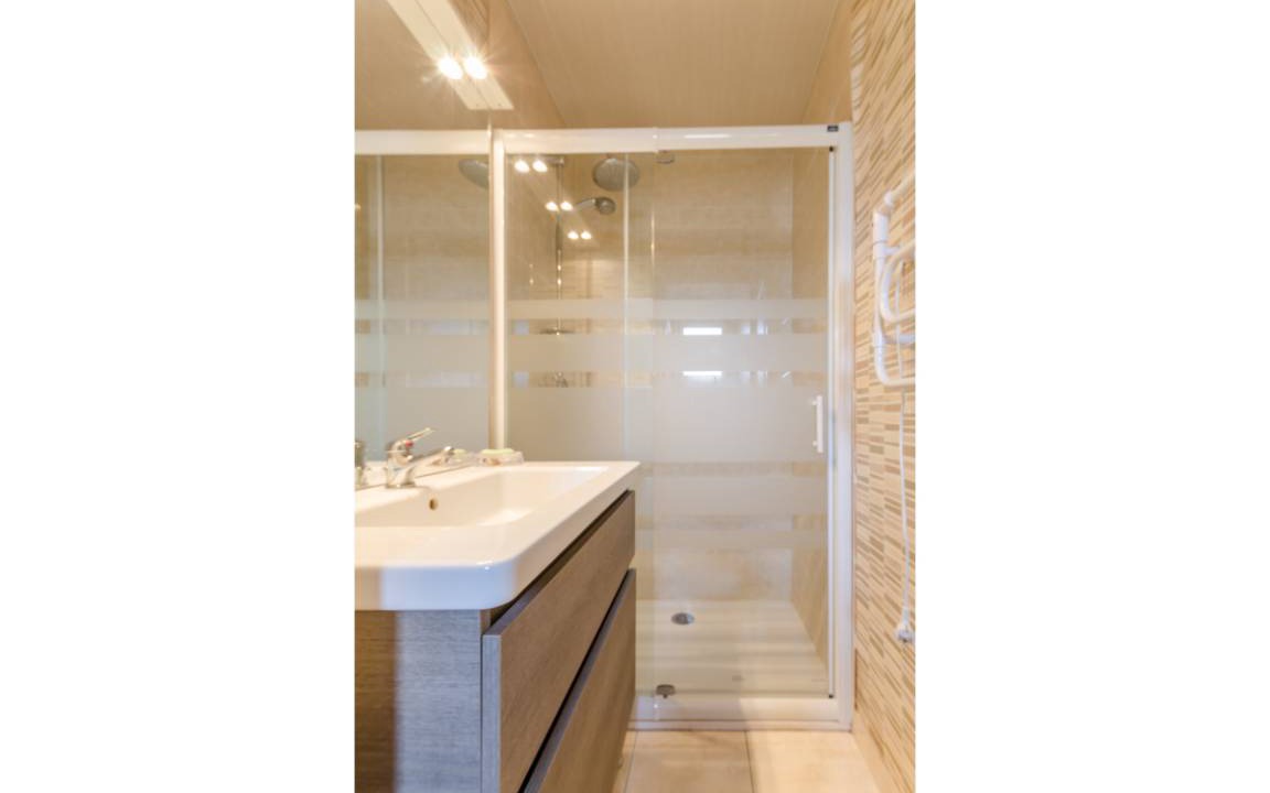 Photo of Bathroom in Fontaine-les-Gres