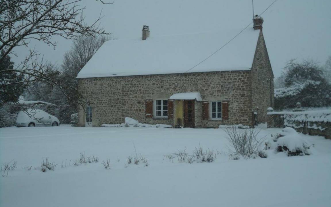 Photo of Buildings in Boischampre
