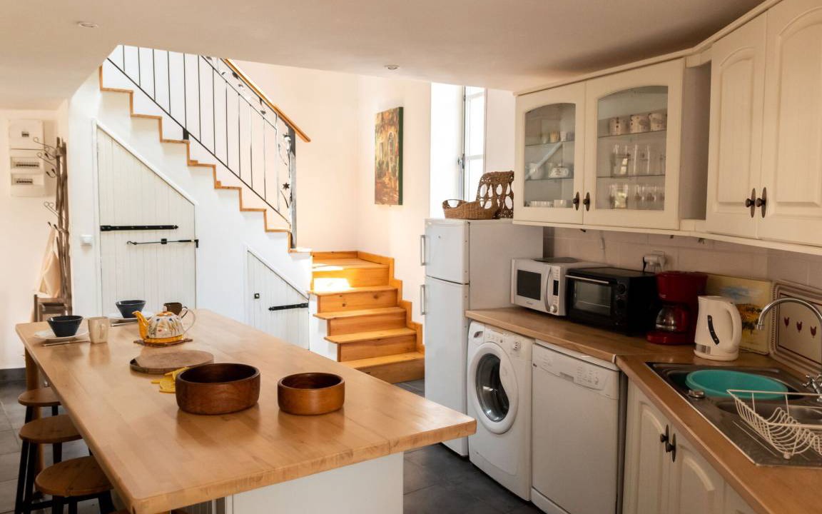 Photo of Kitchen in Saint-Martin-sur-Armancon