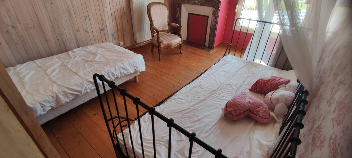 Photo of Bedroom in Fumay