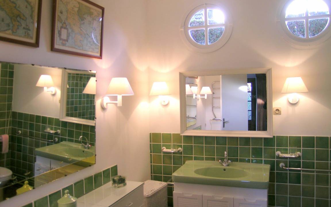 Photo of Bathroom in Varengeville-sur-Mer