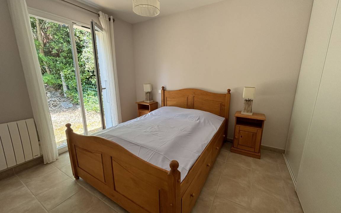 Photo of Bedroom in Domino