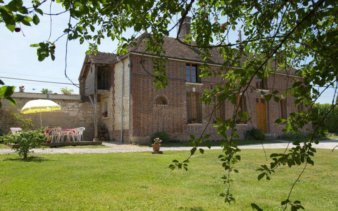 Photo of Buildings in Bucey-en-Othe