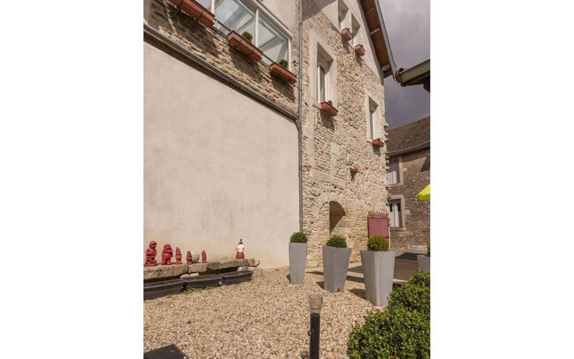 Photo of Others in Volnay