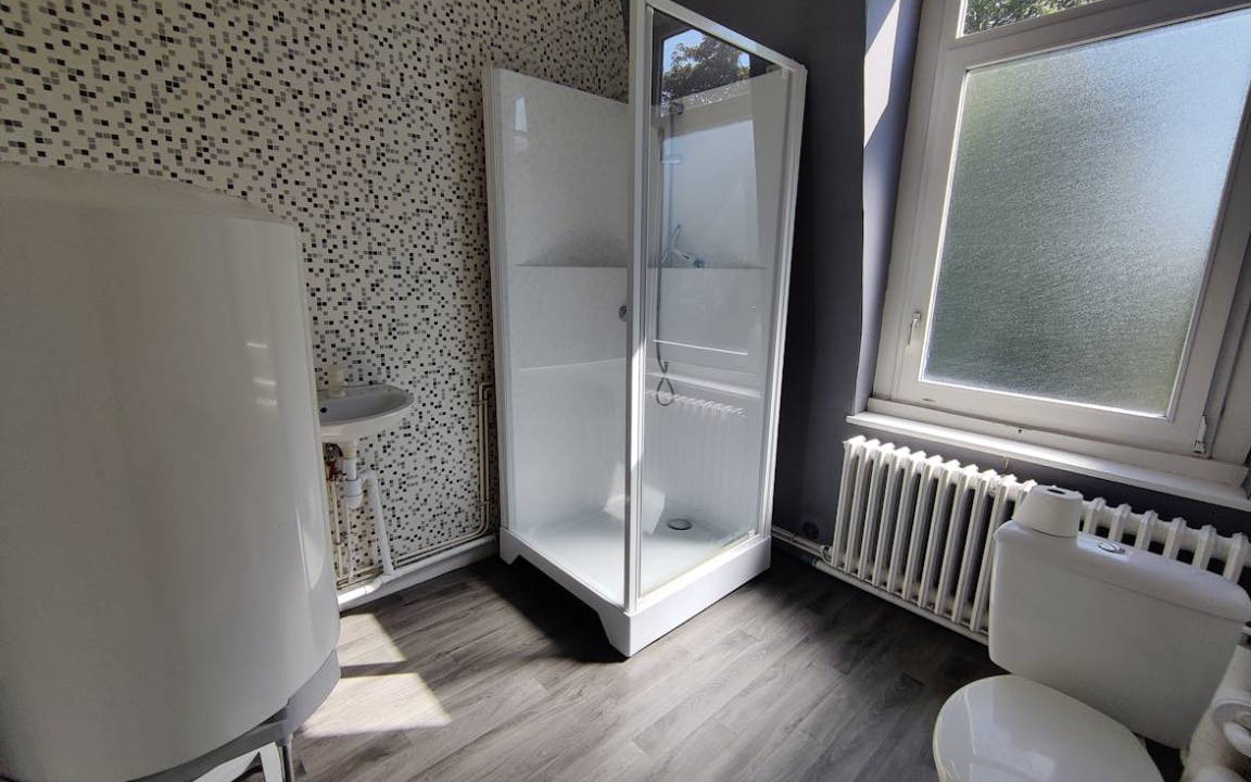 Photo of Bathroom in Mons-en-Baroeul