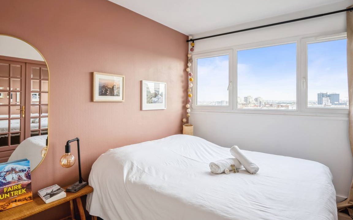 Photo of Bedroom in Pantin