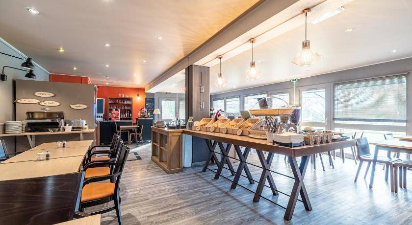 Photo of Kitchen in Mont-Saint-Aignan