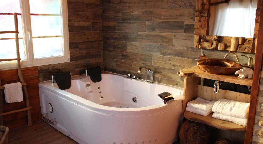 Photo of Bathroom in Contoire