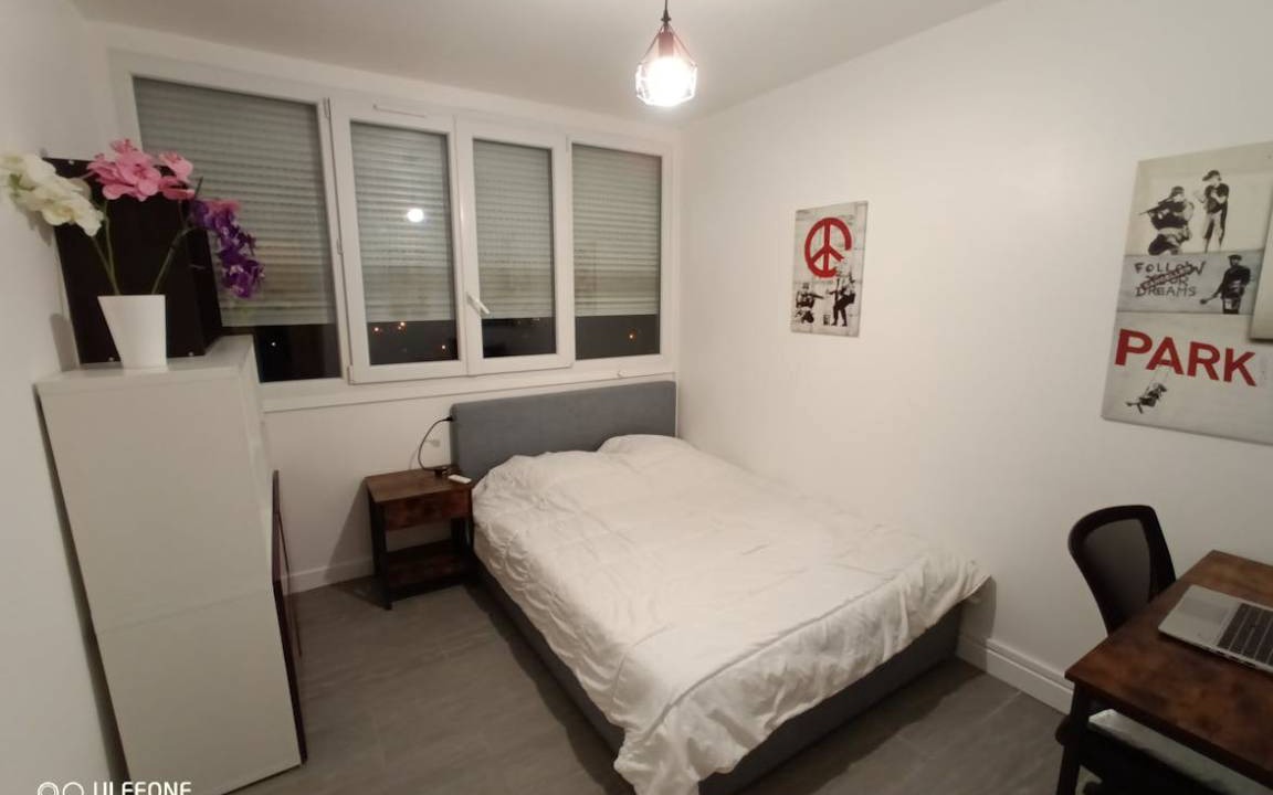 Photo of Bedroom in Savigny-sur-Orge