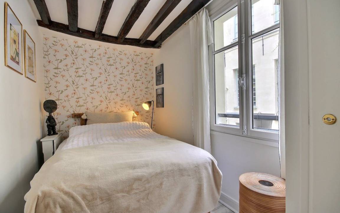 Photo of Bedroom in Saint-Merri