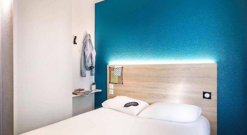 Photo of Bedroom in Les Ulis