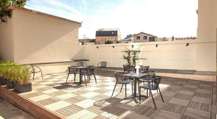 Photo of Others in Issy-les-Moulineaux