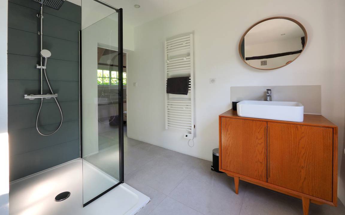 Photo of Bathroom in Francheville