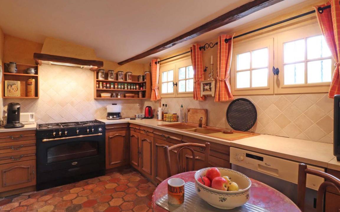 Photo of Kitchen in Saint-Pierre-des-Loges