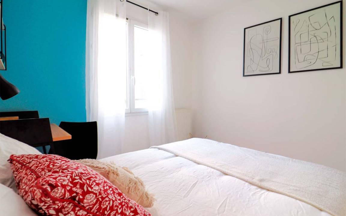 Photo of Bedroom in Saint-Denis