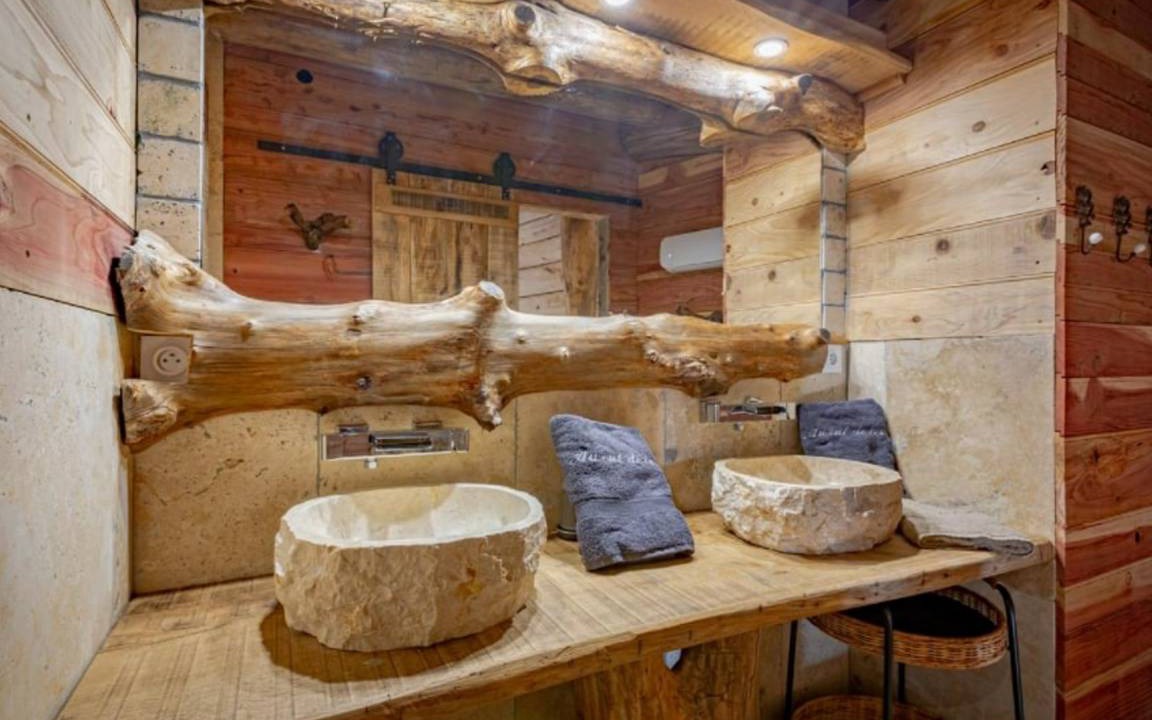 Photo of Bathroom in Crouy-sur-Cosson