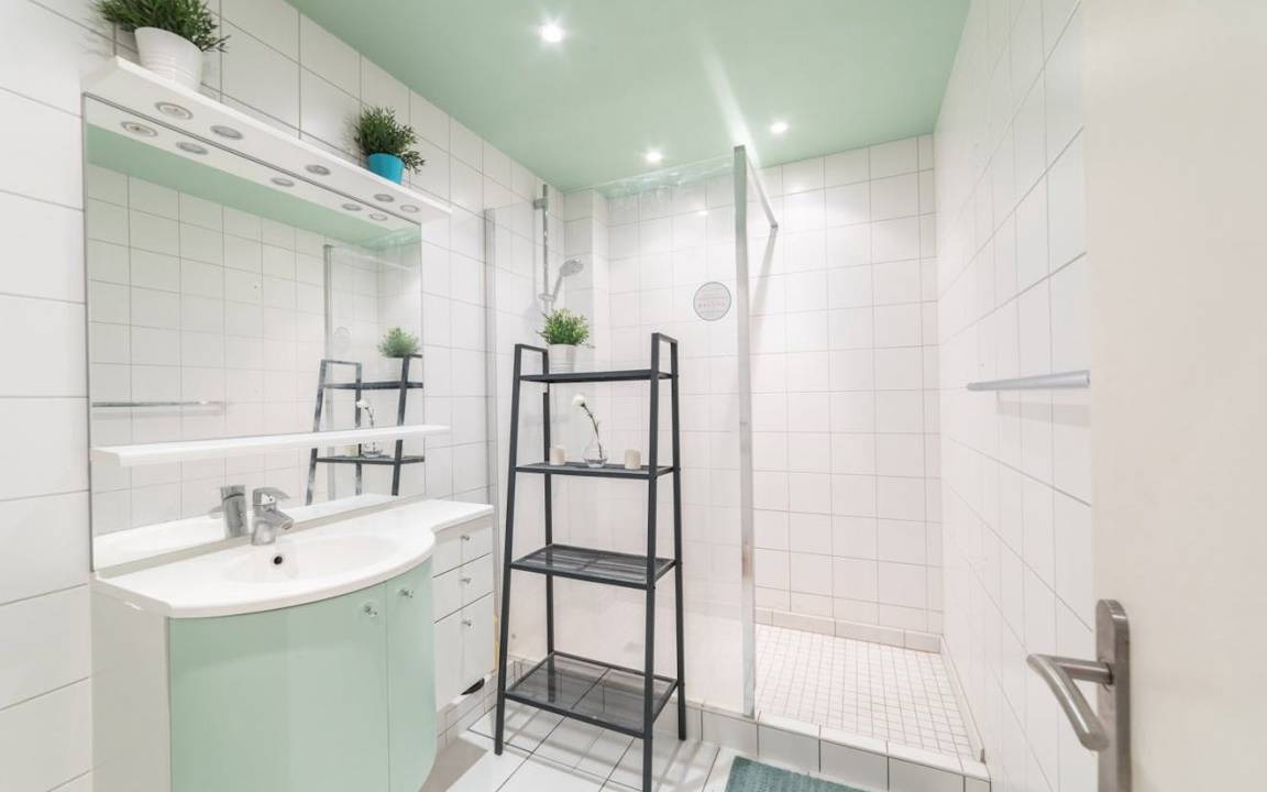 Photo of Bathroom in Esplanade