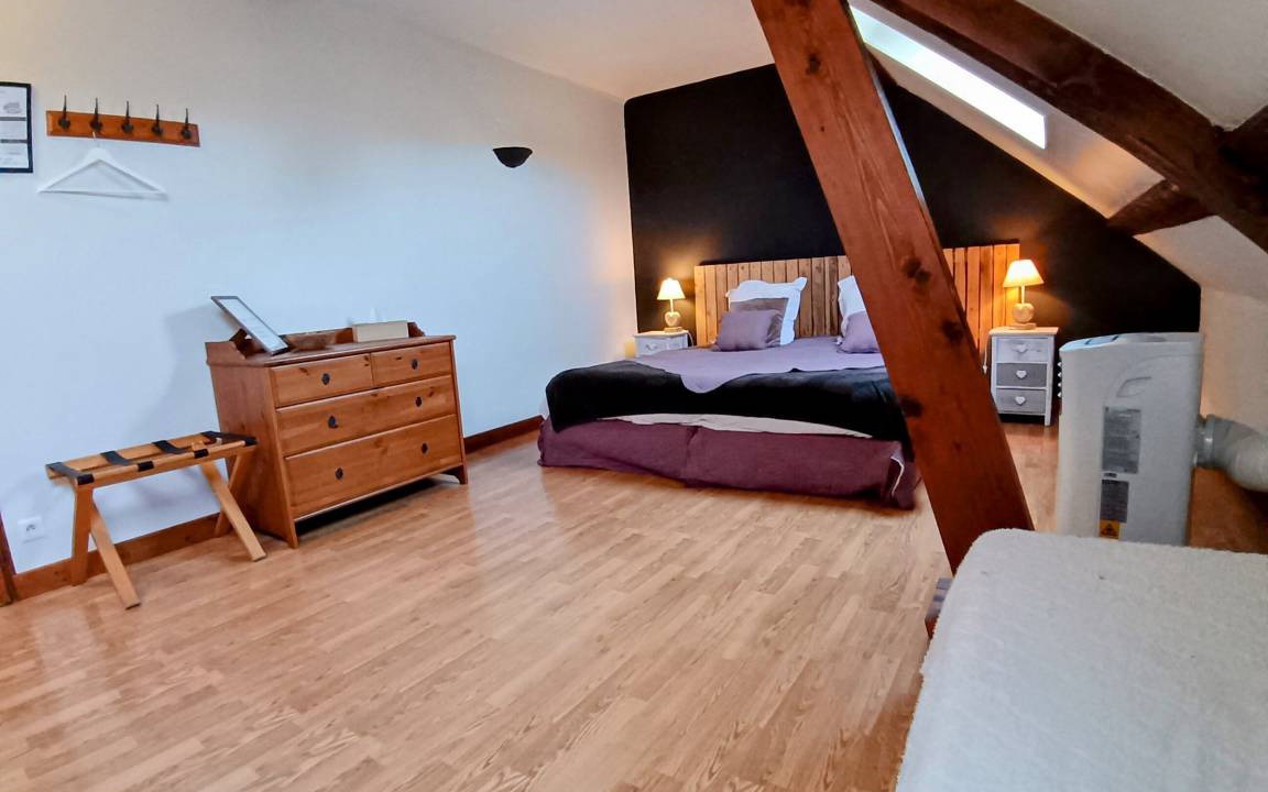 Photo of Bedroom in Marigny-les-Reullee