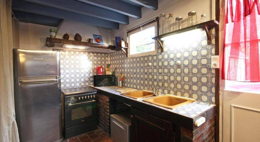Photo of Kitchen in Saint-Aubin-de-Bonneval