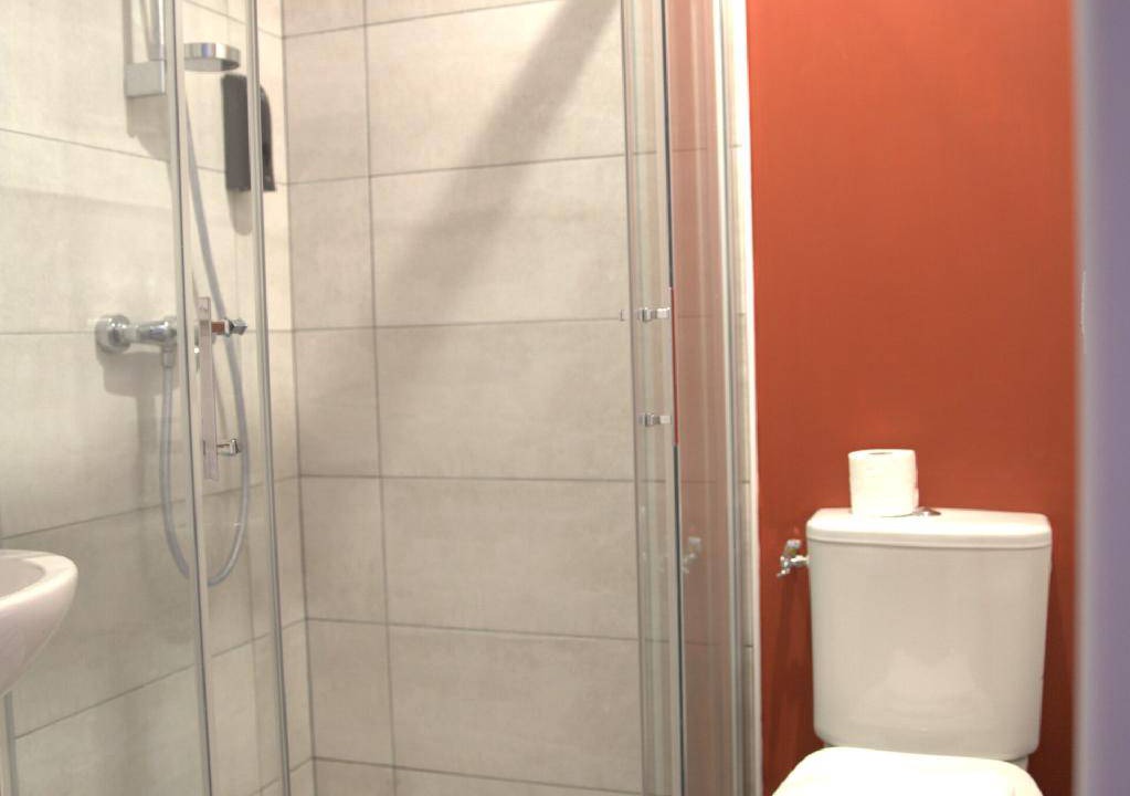 Photo of Bathroom in Couhe