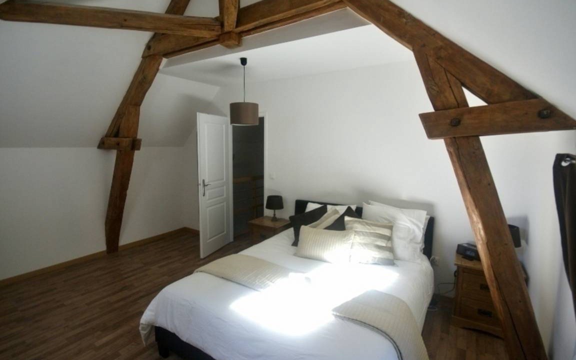 Photo of Bedroom in Mouy