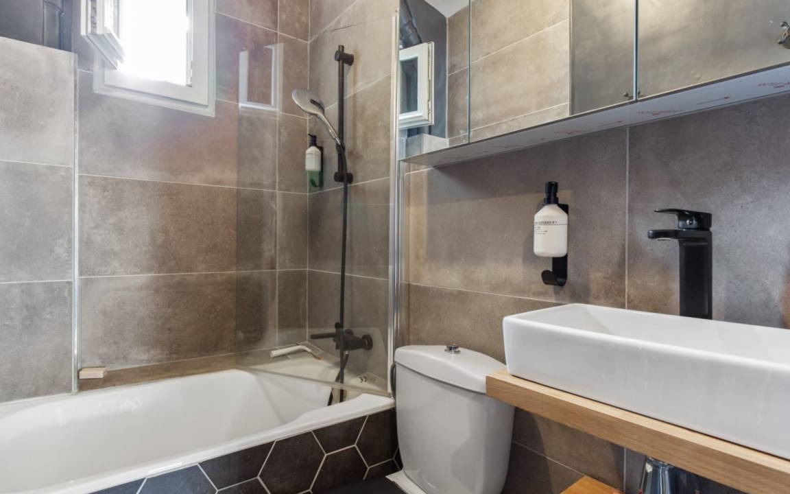 Photo of Bathroom in Saint-Mande