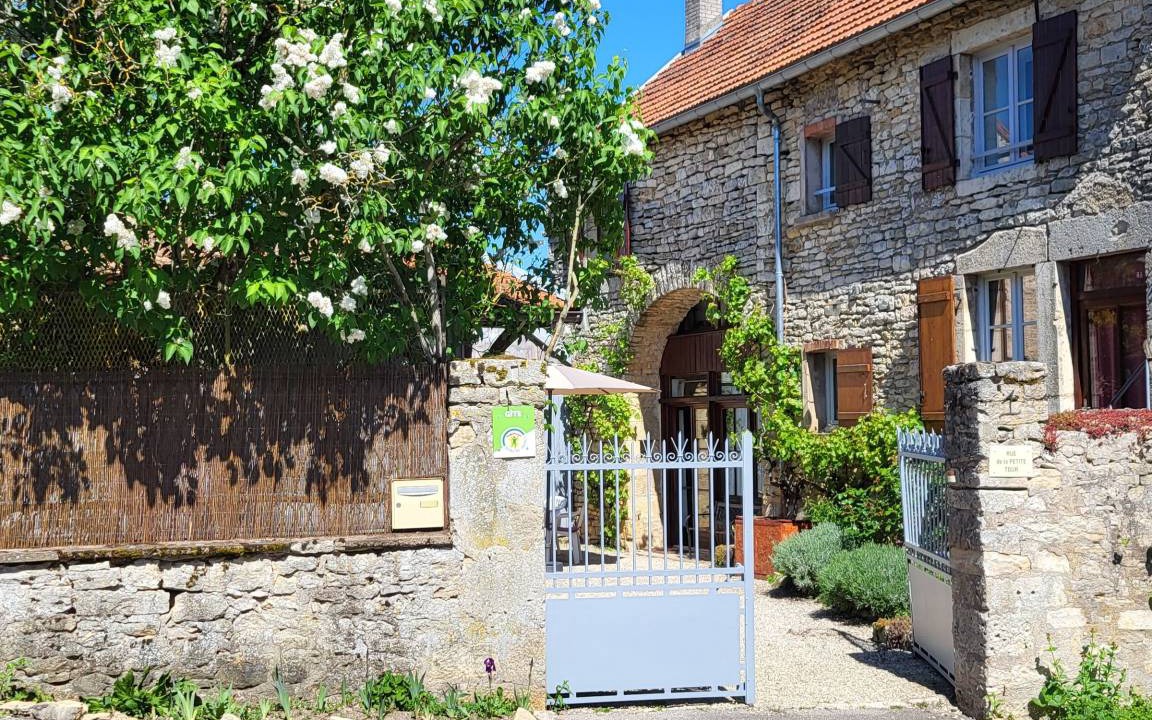 Photo of Others in Flavigny-sur-Ozerain
