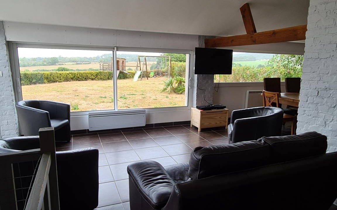 Photo of Livingroom in Samer